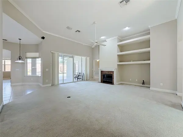 10824 WOODCHASE CIR, Orlando, FL 32836