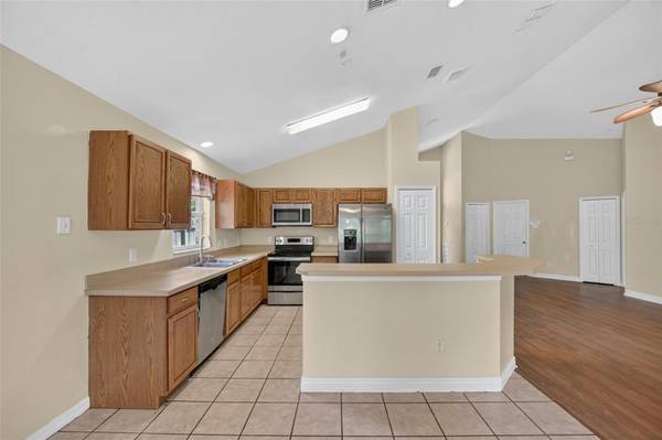 2887 DOE RUN TRL, Orange City, FL 32763 photo 8