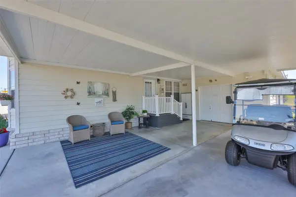 37041 NEUKOM AVE, Zephyrhills, FL 33541