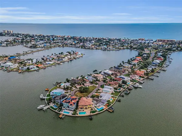 16353 REDINGTON DR, Redington Beach, FL 33708