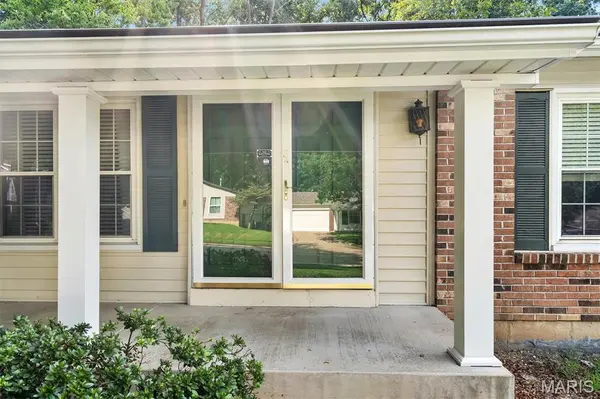 757 Millwood DR, St Peters, MO 63376