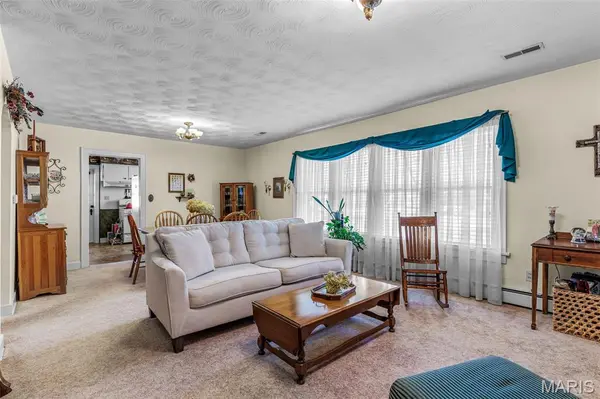 734 Janey DR, Farmington, MO 63640