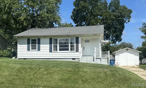 303 Idalia RD, Bloomfield, MO 63825