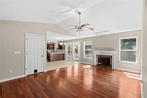 10 Bridle Spur Ct CT, Wright City, MO 63390