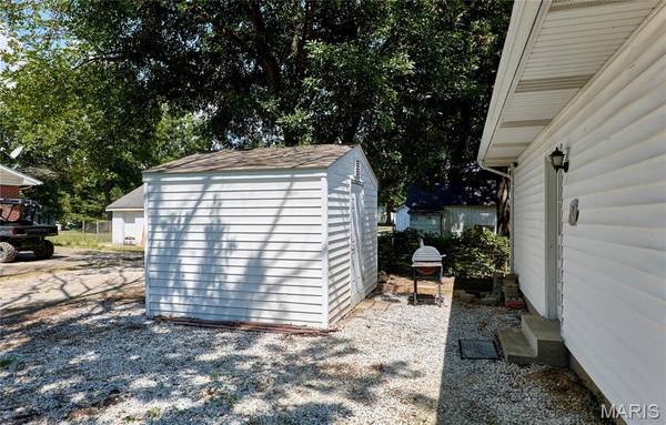 110 Cuivre ST, Old Monroe, MO 63369