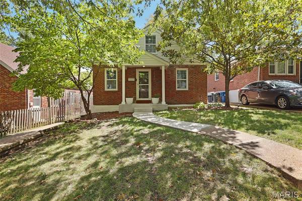 2140 Gray AVE, Richmond Heights, MO 63117