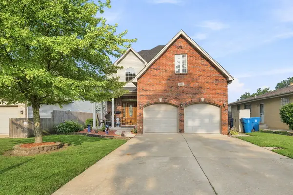 1615 Nicholson ST, Crest Hill, IL 60403