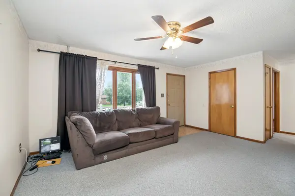 165 Keigher DR, Manteno, IL 60950