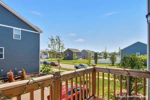 2151 Sassafras WAY #F, Wonder Lake, IL 60097