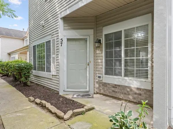 57 Braxton LN #57, Aurora, IL 60504