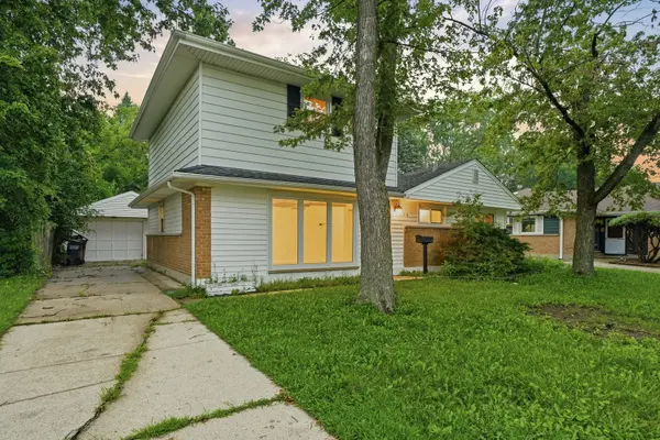 136 Well ST, Park Forest, IL 60466
