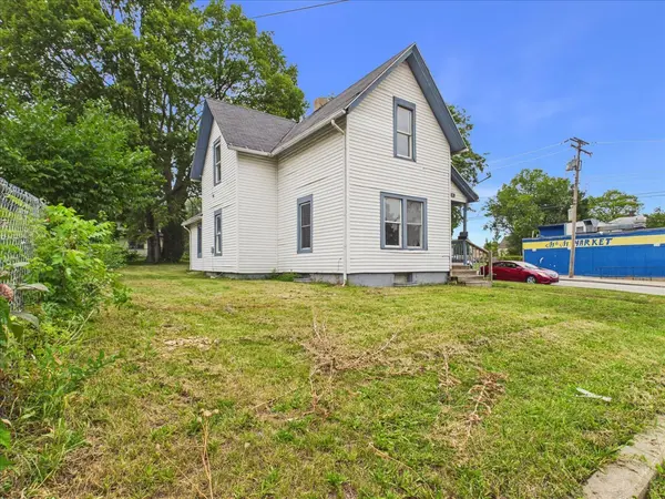 701 Montague ST, Rockford, IL 61102