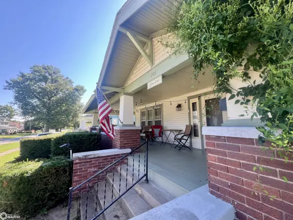 208 W Garfield, Clarinda, IA 51632