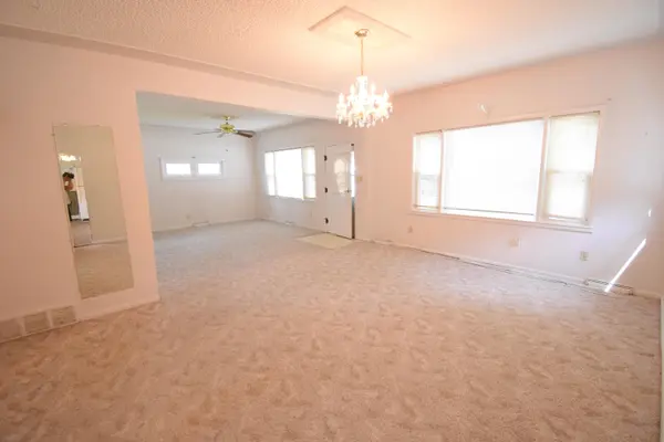 401 E Angelica Street, Rensselaer, IN 47978