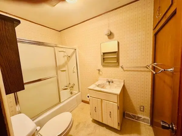 2936 Queen AVE, Slayton, MN 56172