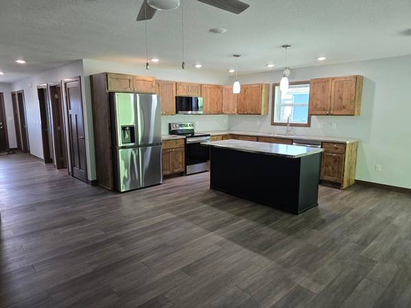1475 Michigan AVE, Detroit Lakes, MN 56501
