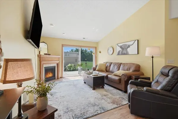 407 Cassandra DR #33, New Richmond, WI 54017