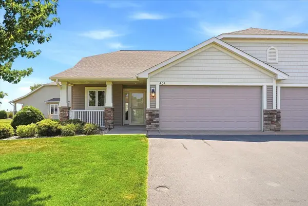 407 Cassandra DR #33, New Richmond, WI 54017