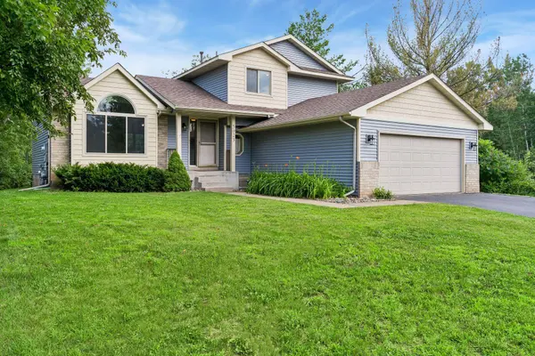 5023 Helena RD N, Oakdale, MN 55128