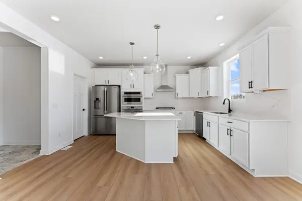 1915 Ravine RD, Carver, MN 55315