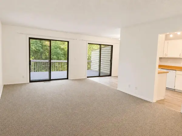 240 W Eagle Lake DR, Maple Grove, MN 55369