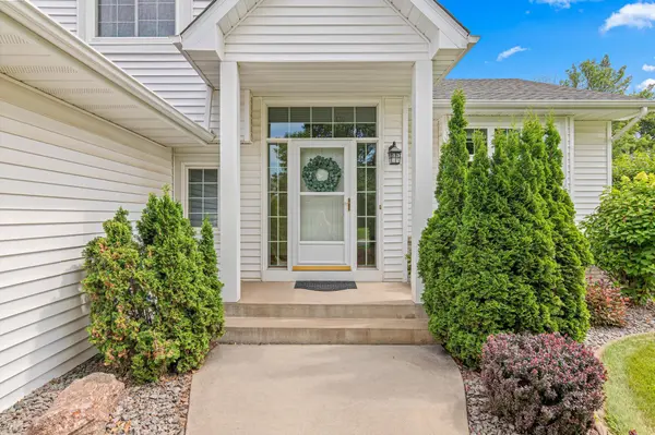 13362 Red Fox RD, Rogers, MN 55374
