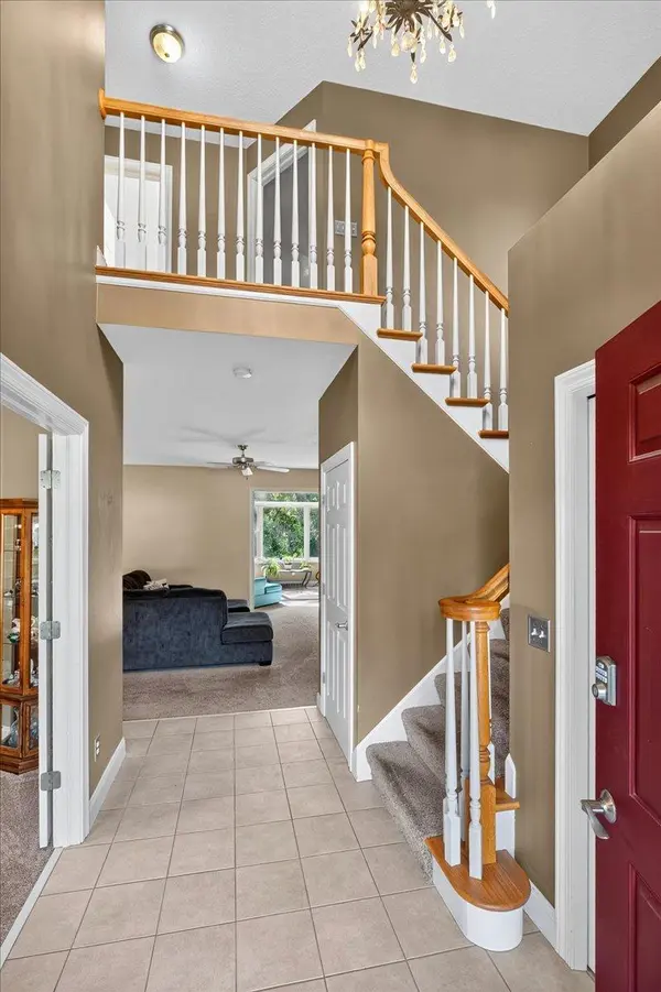 507 Dorland RD S, Maplewood, MN 55119