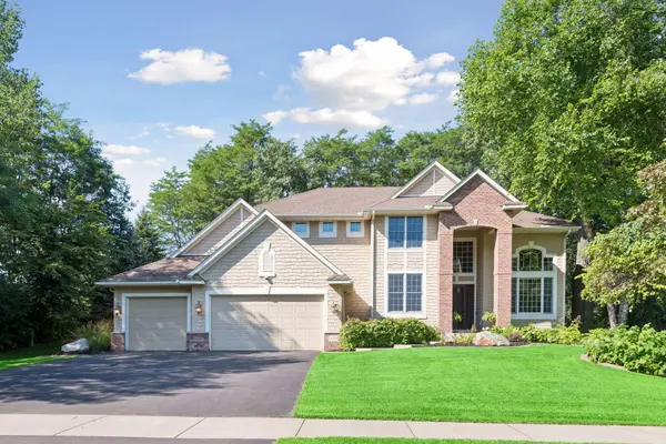 9260 Red Oak DR, Victoria, MN 55386