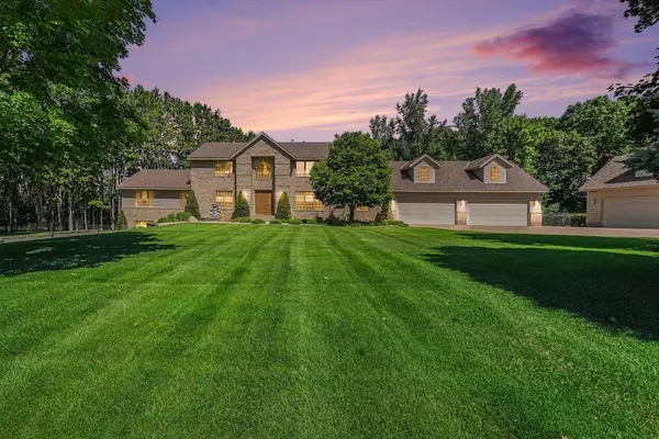 1168 Fox RUN SW, Cambridge, MN 55008