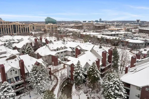 7500 Edinborough WAY #3308, Edina, MN 55435