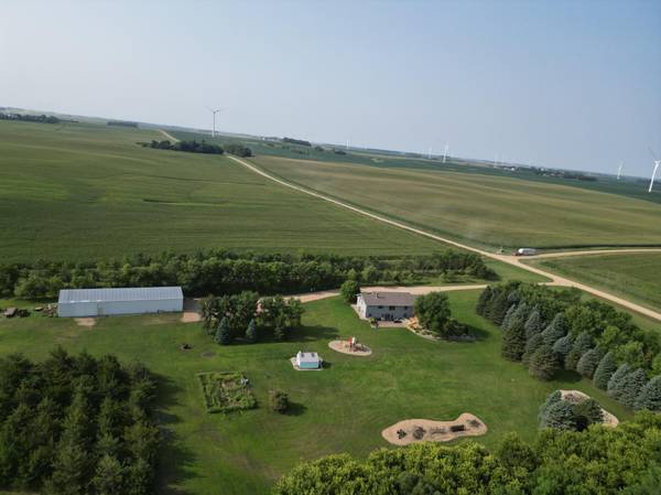2604 Lyon Lincoln RD, Arco, MN 56113