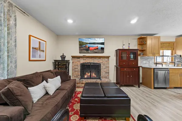 4555 W 131 1/2 ST, Savage, MN 55378
