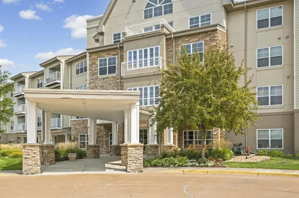 5650 Boone AVE N #116, New Hope, MN 55428