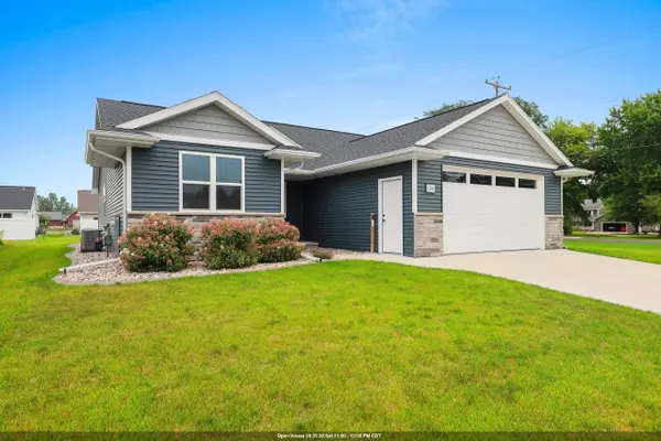 1501 LIBERTY AVE, Neenah, WI 54956