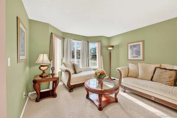 10099 Silvercliff LN, Littleton, CO 80125
