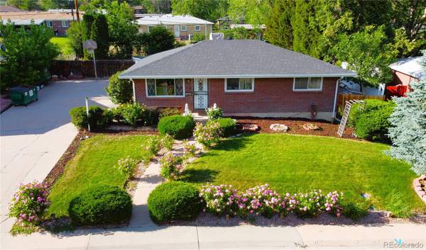 3247 W Pimlico DR, Englewood, CO 80110