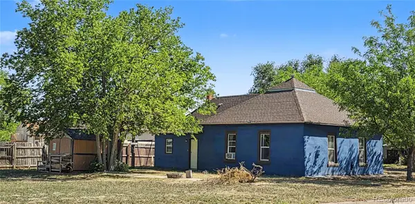 420 Vine ST, Julesburg, CO 80737