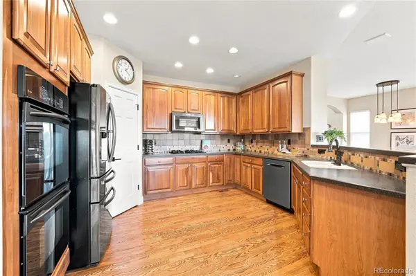 8151 S Algonquian CIR, Aurora, CO 80016