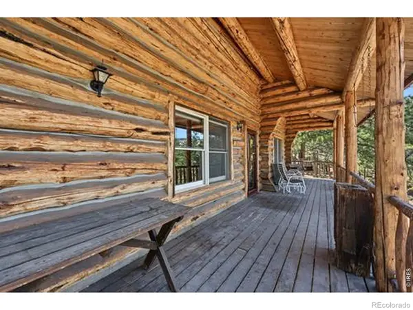 788 Pioneer RD, Lyons, CO 80540
