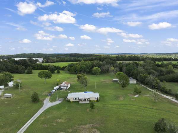 412 Odum Ln, Lebanon, TN 37090