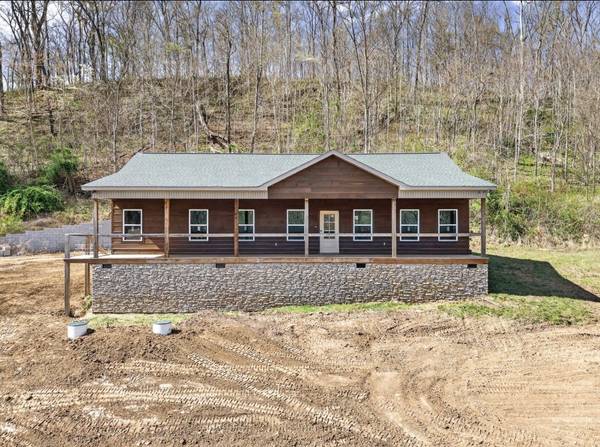 190 Park Dr, Silver Point, TN 38582