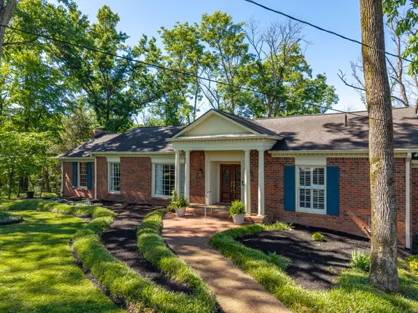 877 Hillhaven Ct, Nashville, TN 37220