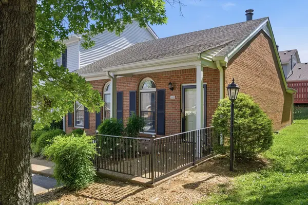 2131 Benton Hall Court, Columbia, TN 38401