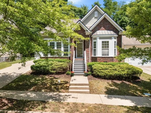 4307 Barnes Cove Dr, Nashville, TN 37211