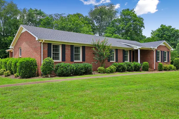 205 Crestview St, Chapel Hill, TN 37034