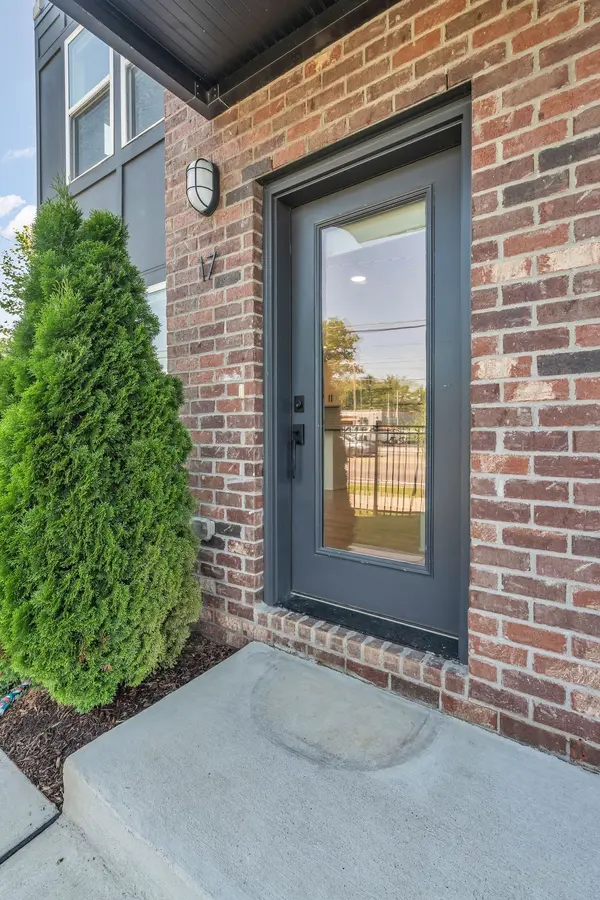 102 Duke St #17, Nashville, TN 37207