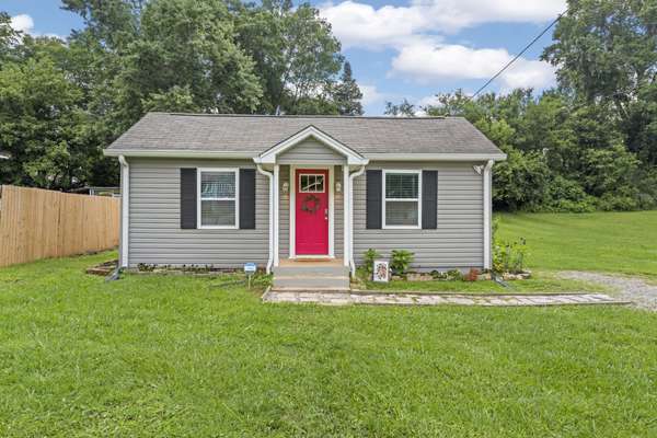3704 Decatur Dr, Knoxville, TN 37920