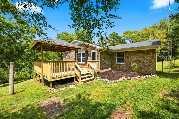 1966 Tennessee St, Westpoint, TN 38486