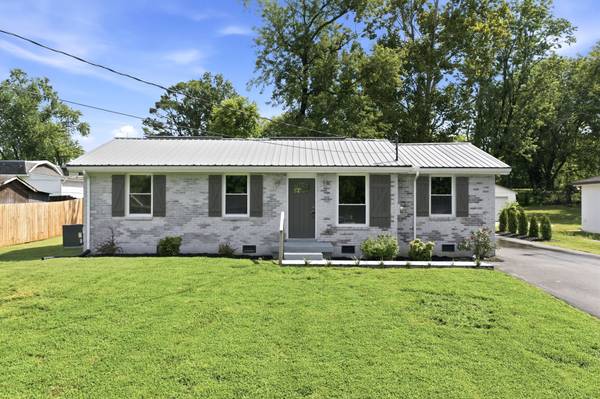 1005 Bettie Dr, Old Hickory, TN 37138