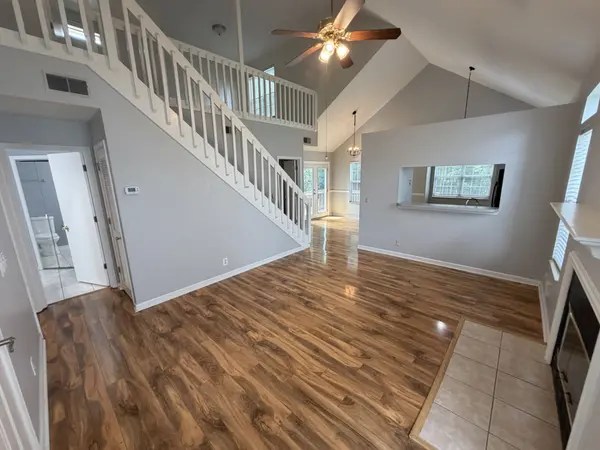 5904 Colchester Dr, Hermitage, TN 37076